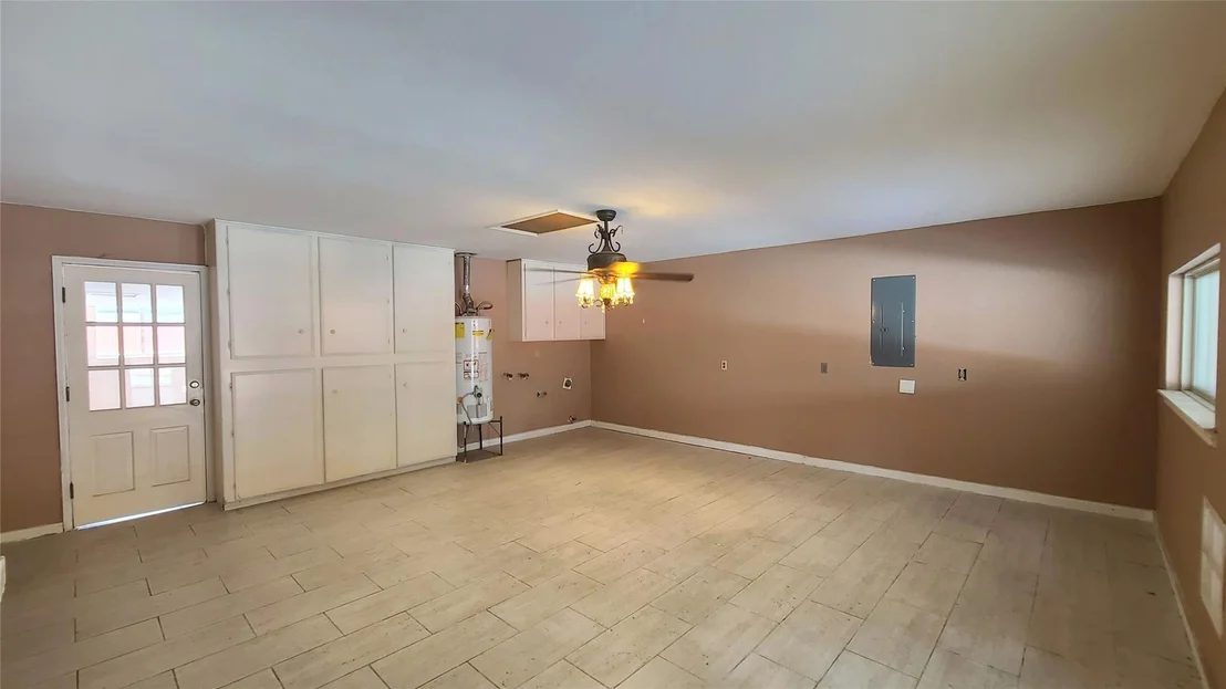 Photo of 902 Ashford Parkway