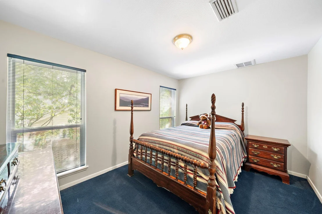 Photo of 1019 Ridgeley Drive