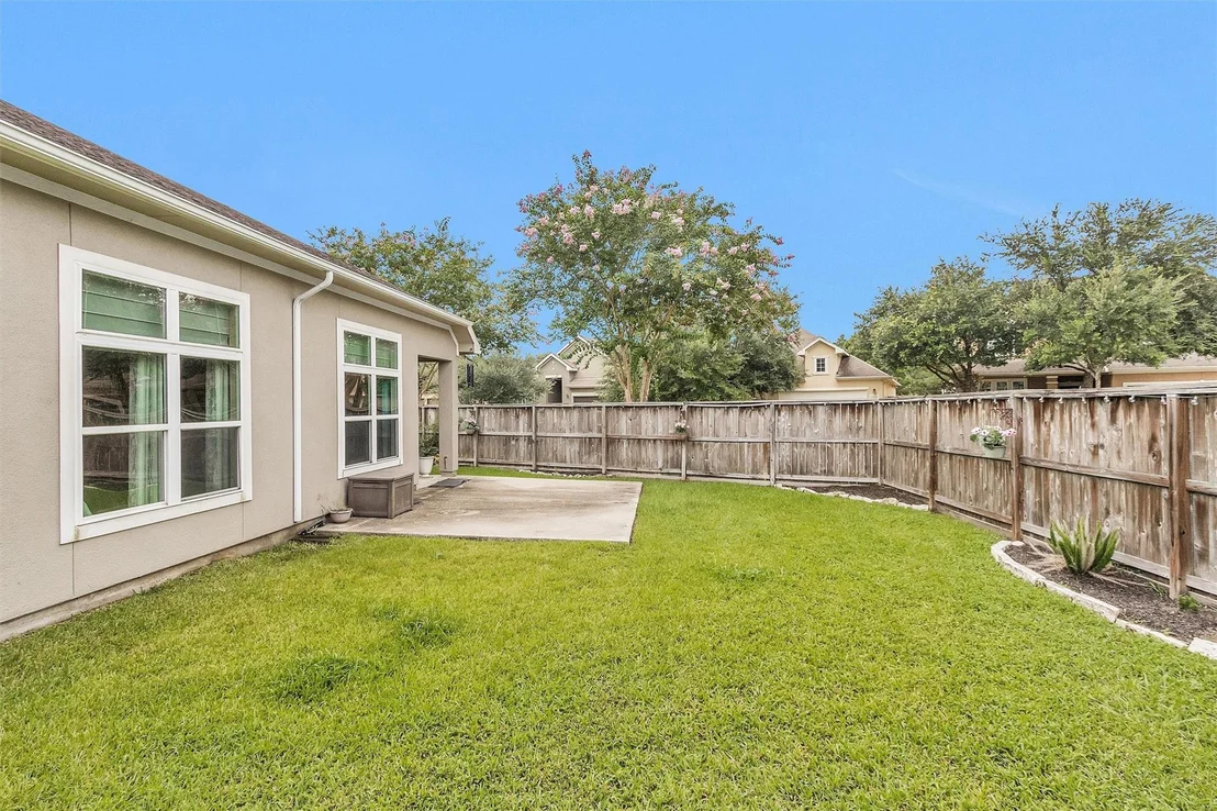 Photo of 7411 Lynnbrook Falls Lane
