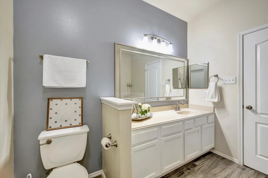 Photo of 1511 Squire Drive