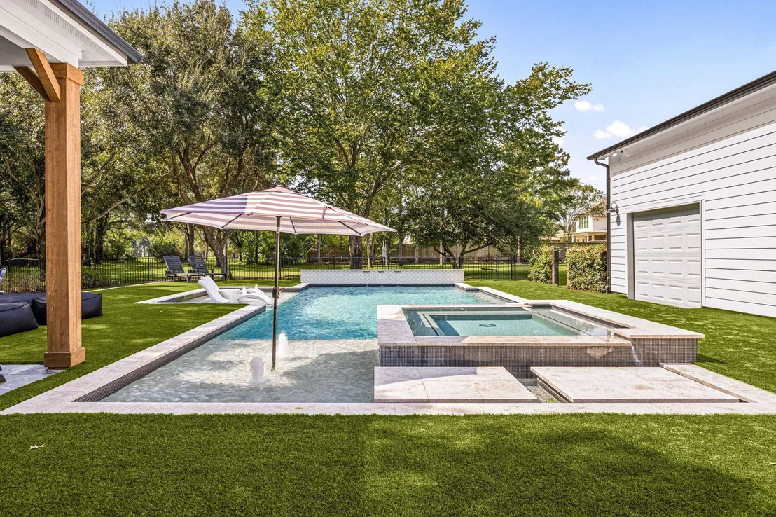 Photo of 3008 S Saddlebrook Lane