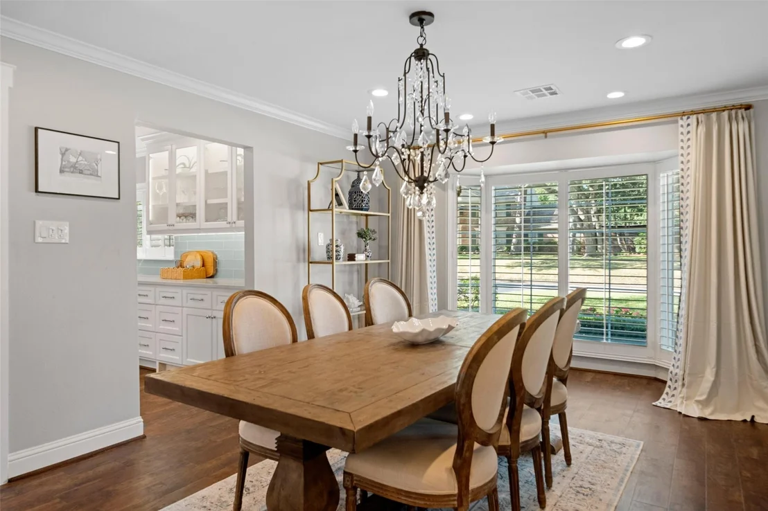 Photo of 14231 Carolcrest Drive