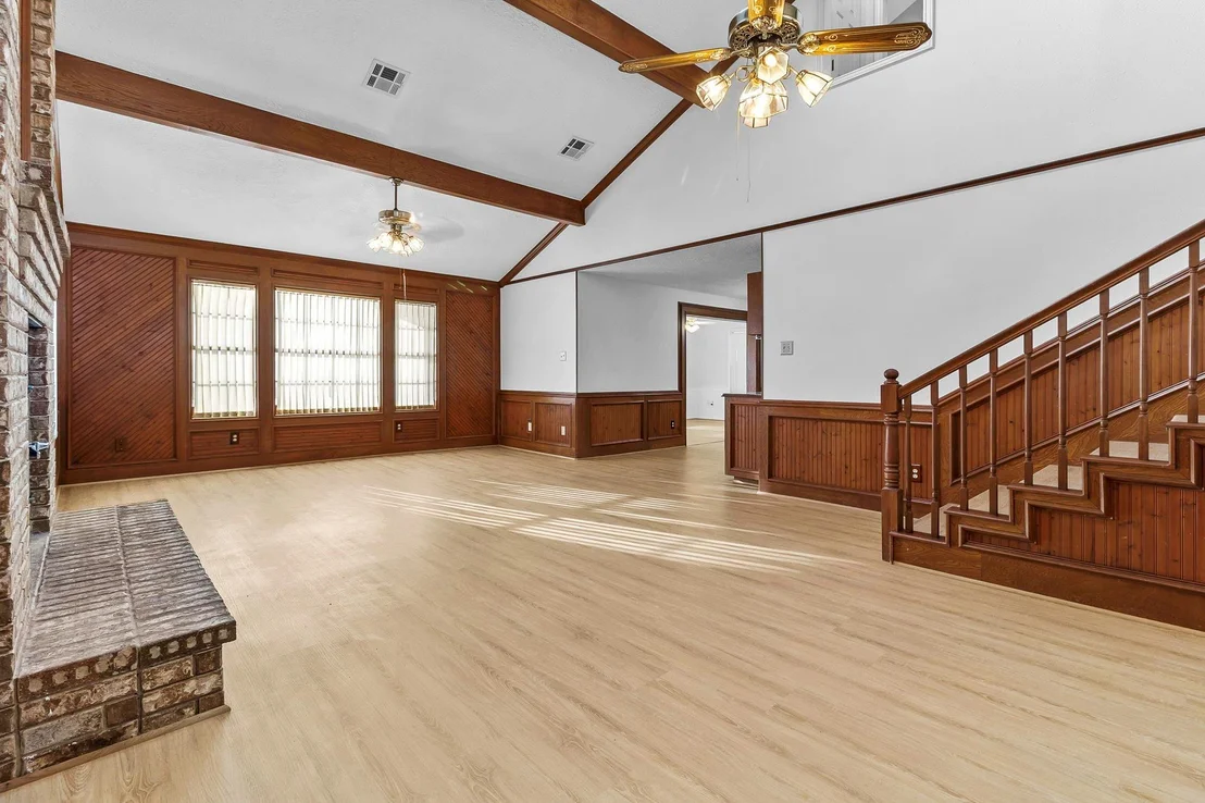 Photo of 554 Harbor Drive