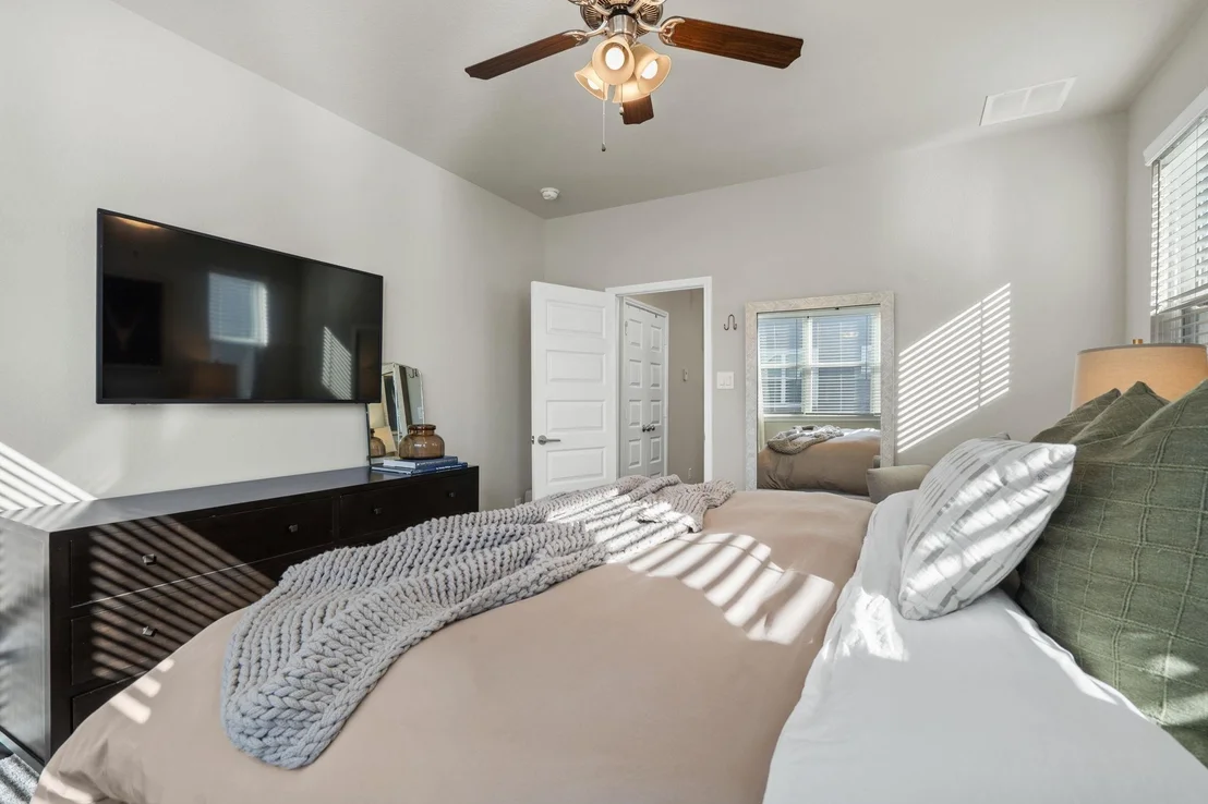Photo of 5422 Oriente Lane