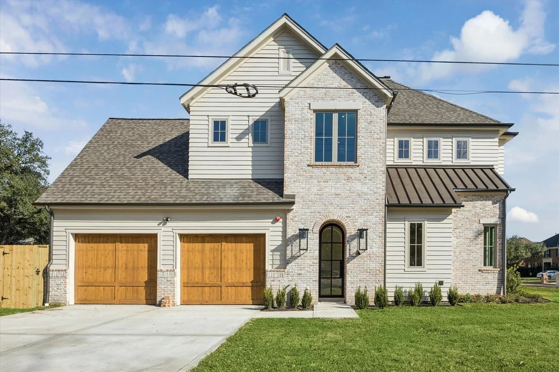 Photo of 8818 Echo Valley Drive