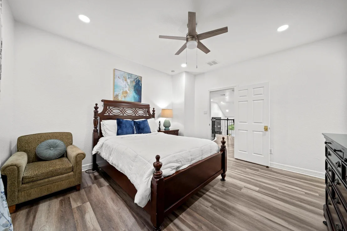 Photo of 5703 Silverthorn Glen Drive