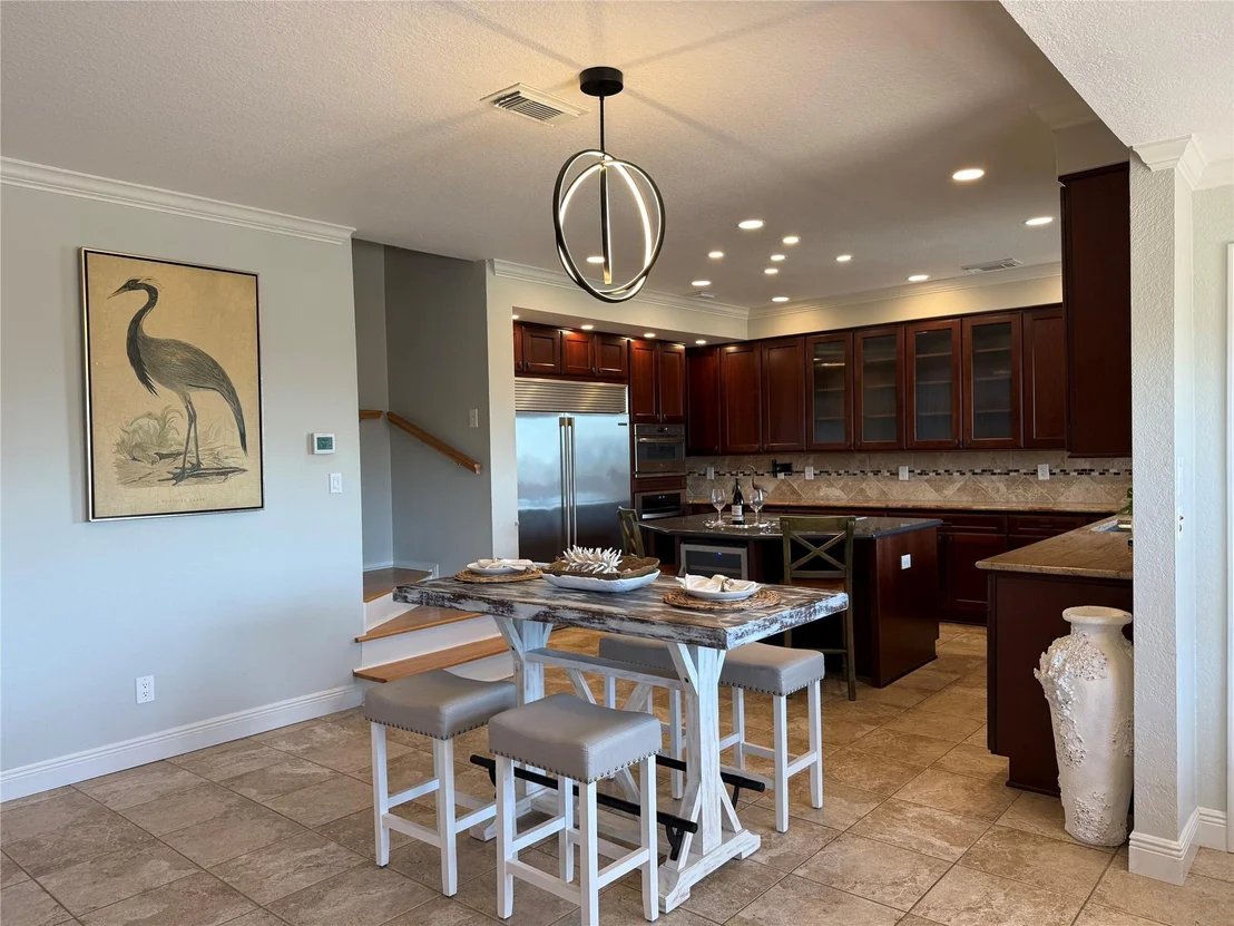Photo of 1339 Outrigger