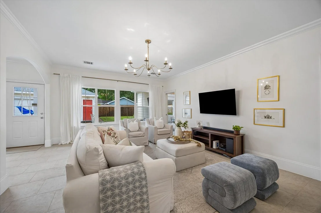 Photo of 1842 Hewitt Drive