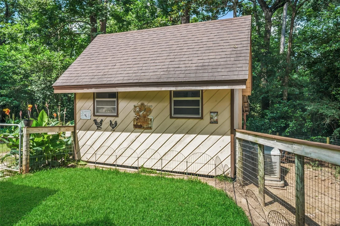 Photo of 200 Cochran Lane