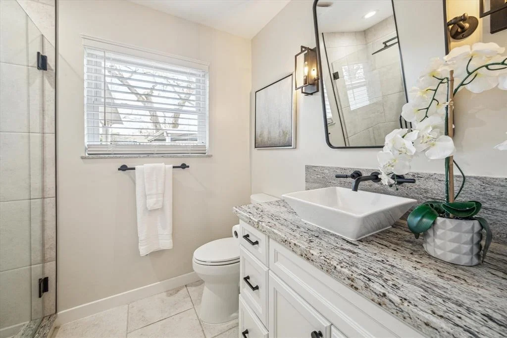 Photo of 9916 Westview Drive