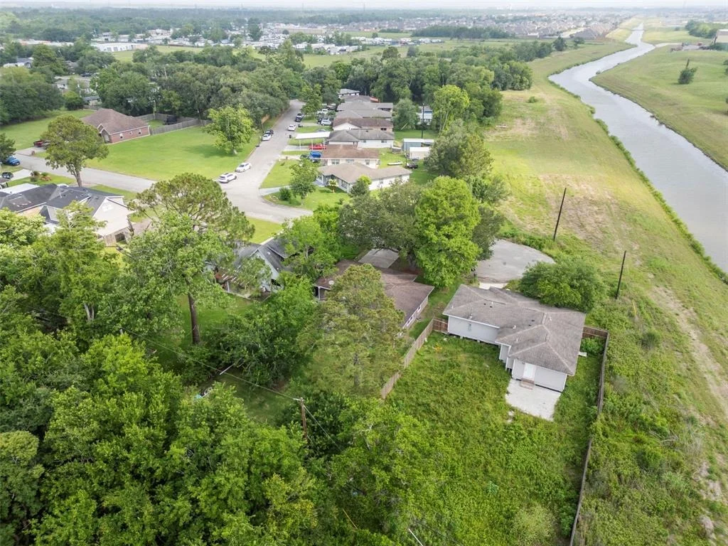 Photo of 915 Temple Drive