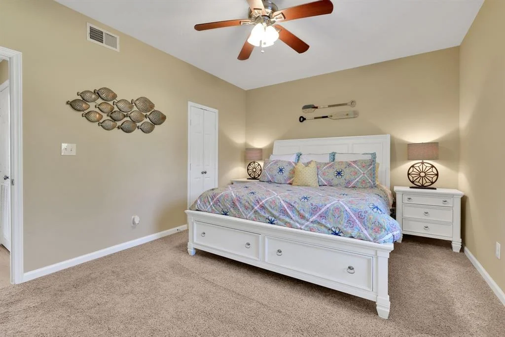 Photo of 221 Harbour Row Drive