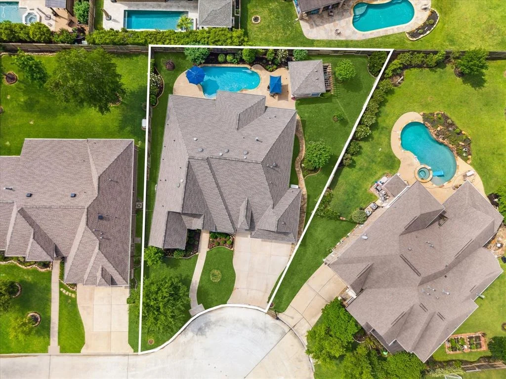 Photo of 6815 American Elm Lane