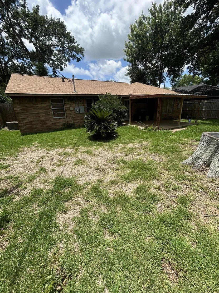 Photo of 5711 Turtle Creek Road