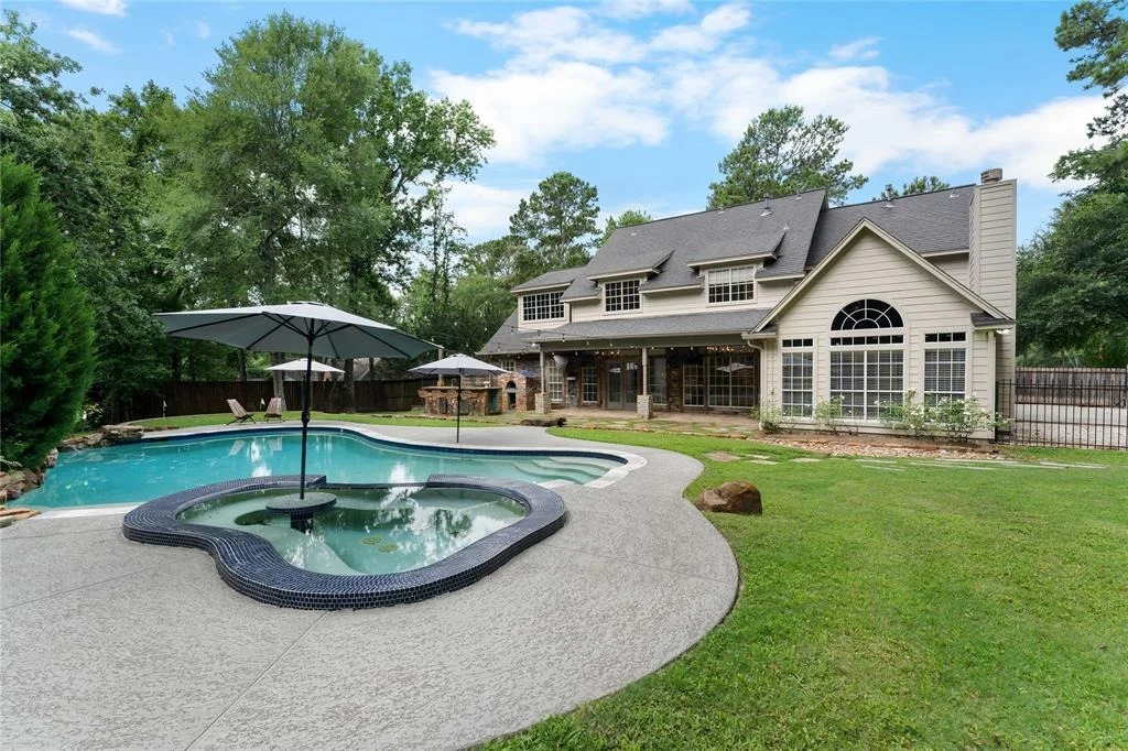 Photo of 32430 Edgewater Drive