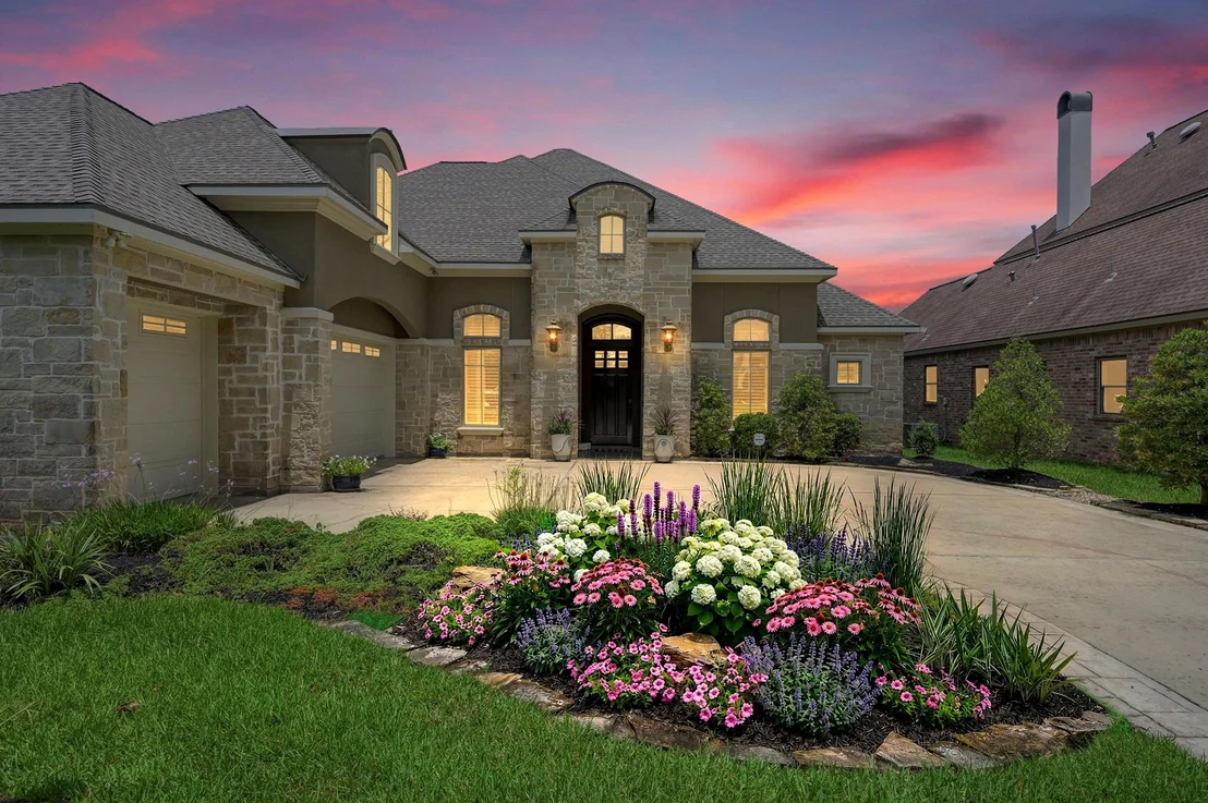 Photo of 12324 White Oak Point
