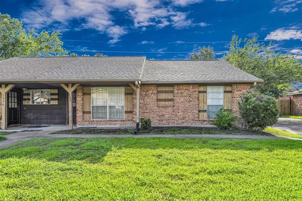 Photo of 3822 Quiet Place Drive