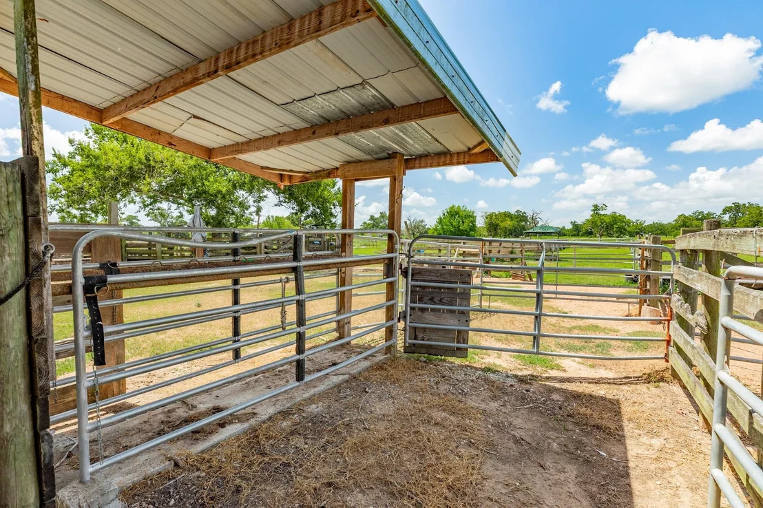 Photo of 438 County Road 164