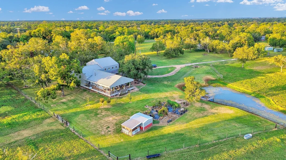 Photo of 817 County Road 432