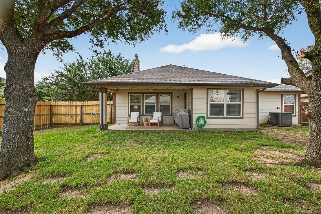 Photo of 16202 Peach Bluff Lane