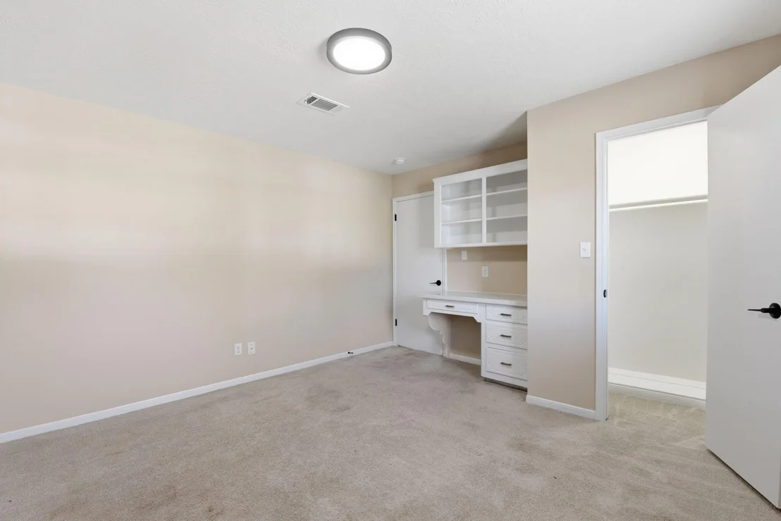 Photo of 426 Pine Manor Drive