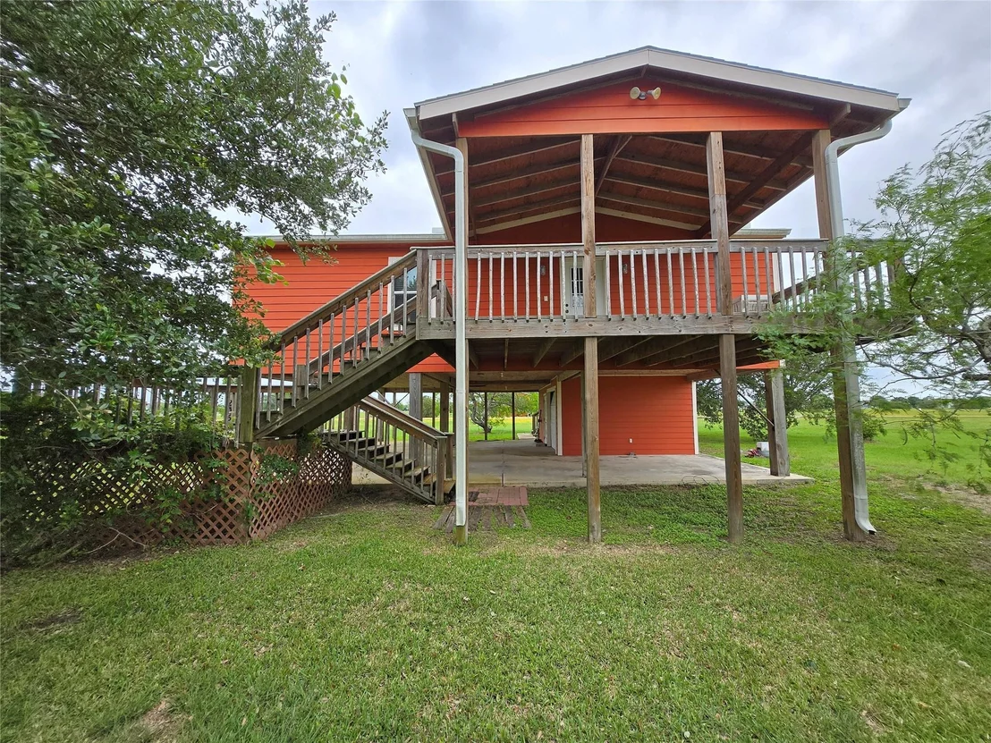 Photo of 205 Buckskin Drive