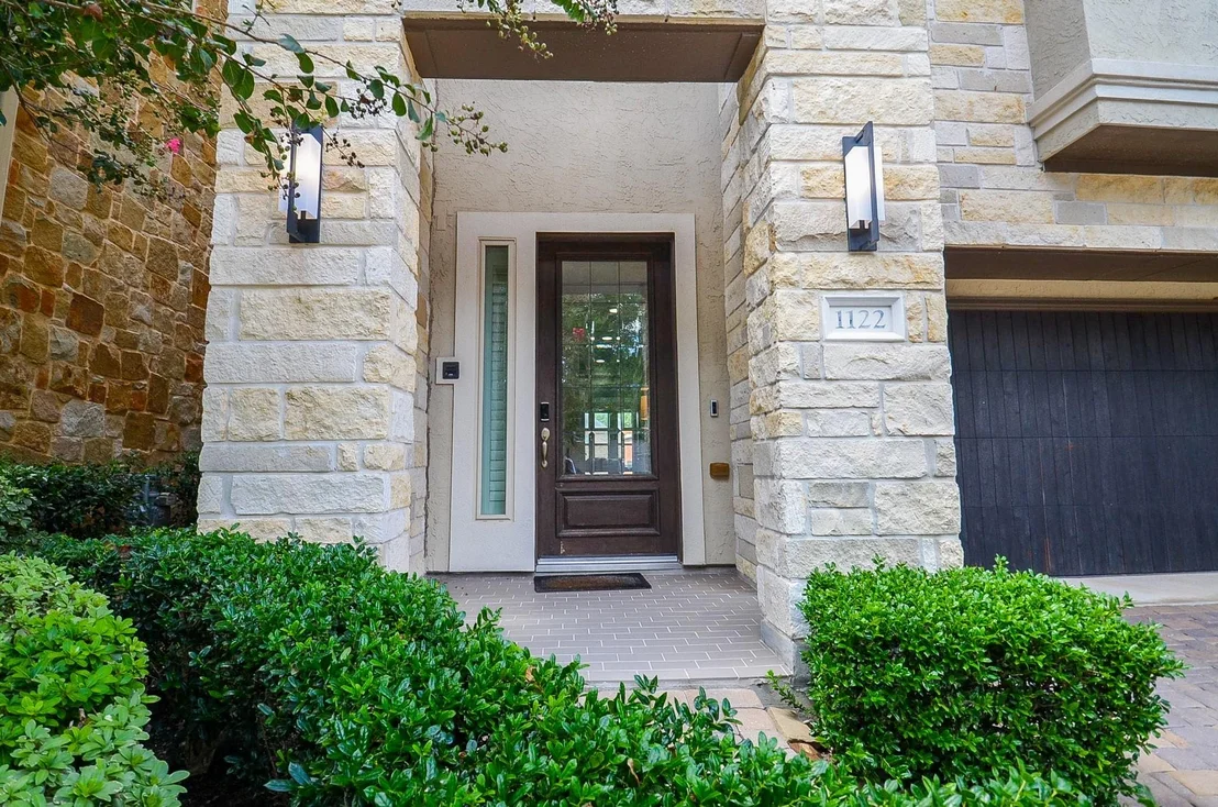 Photo of 1122 Old Oyster Trail