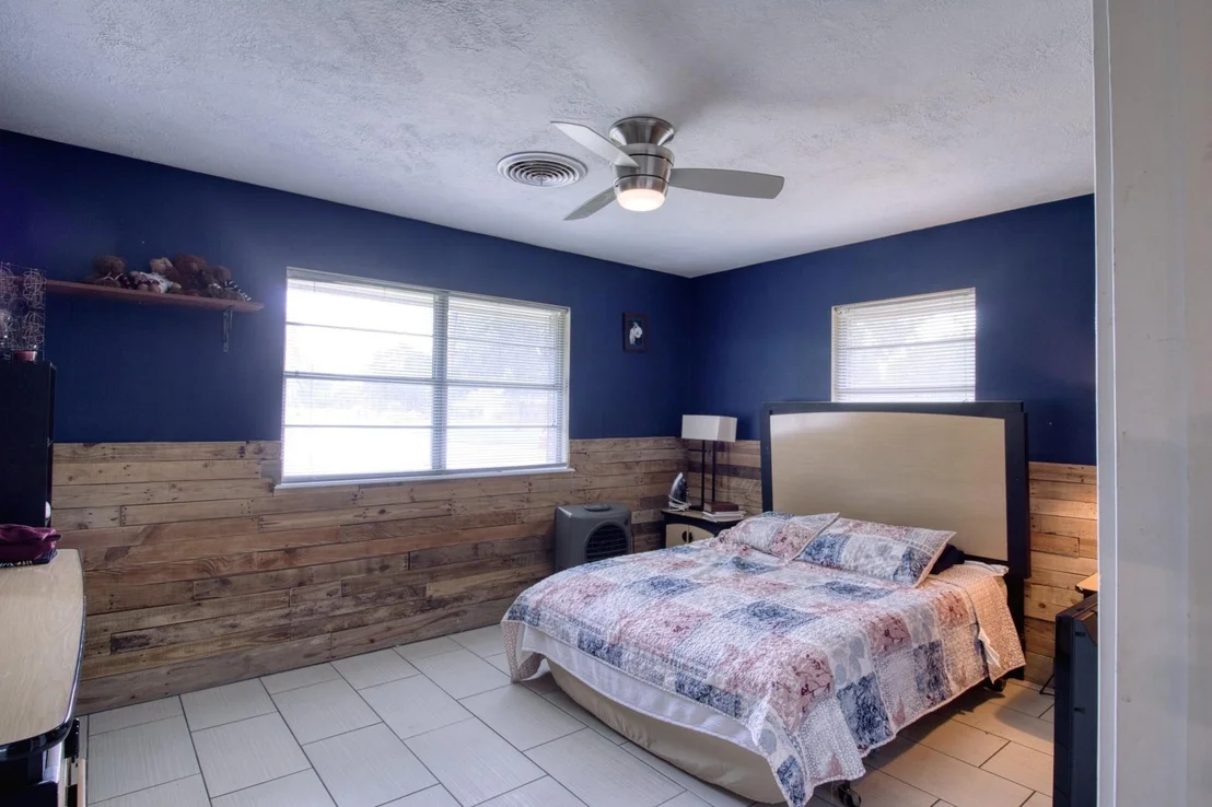 Photo of 202 Rose Marie Boulevard