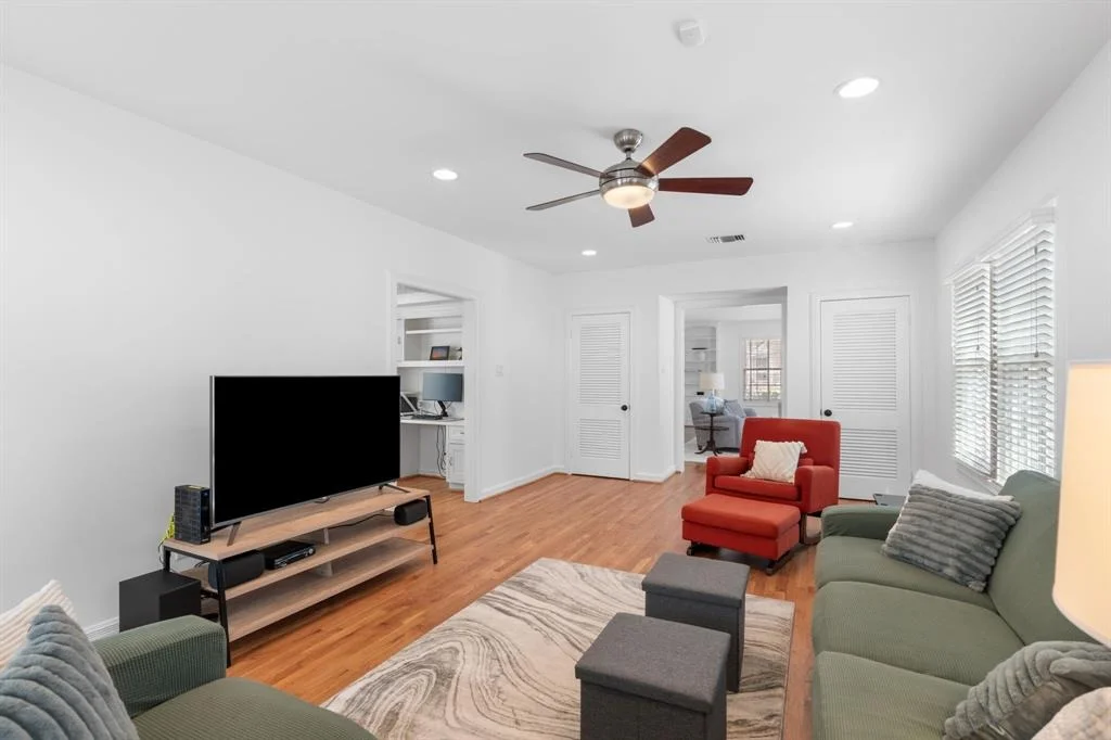 Photo of 2247 Dryden Road