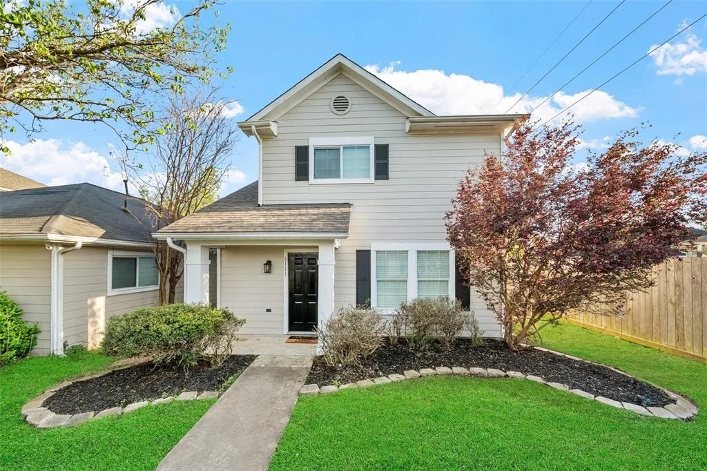 Photo of 6111 Settlers Square Lane