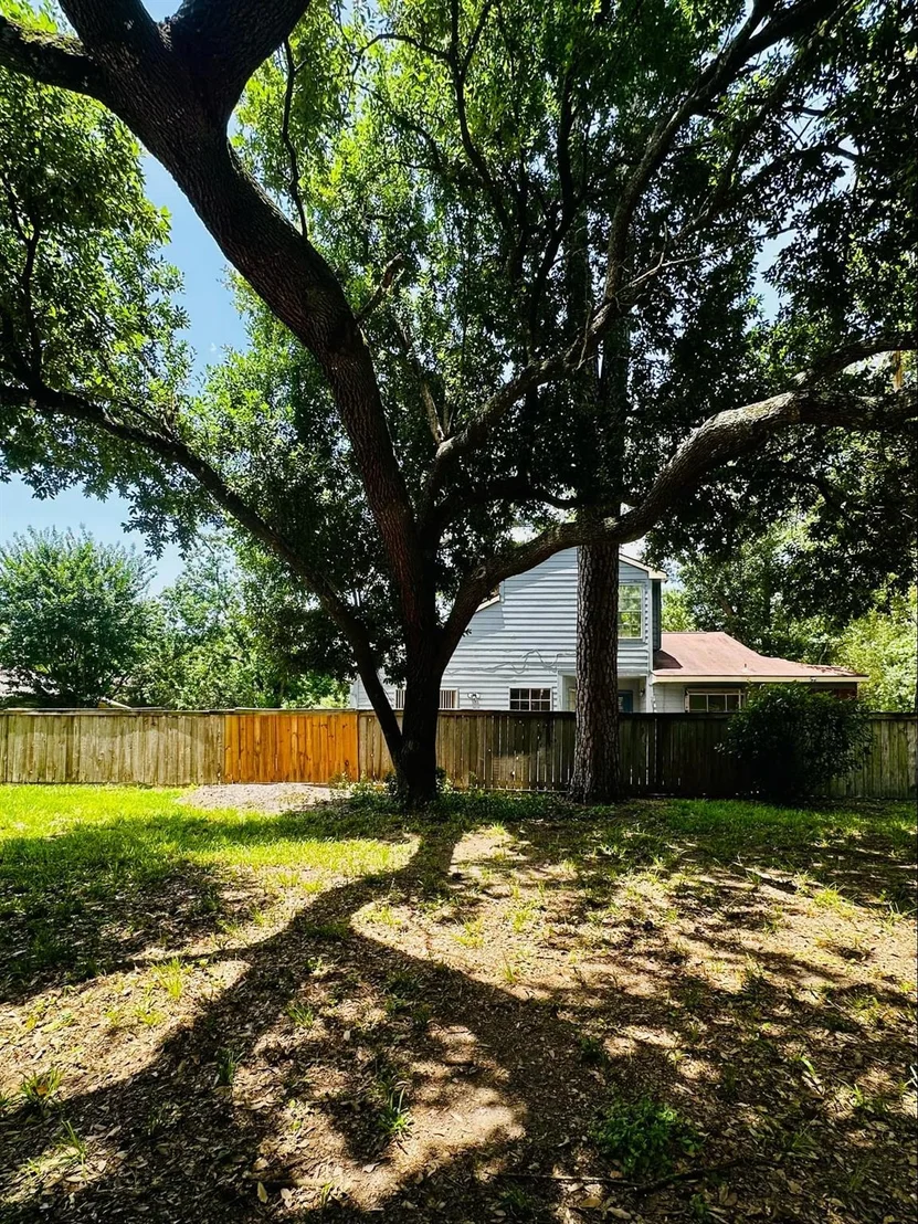 Photo of 78 W High Oaks Circle