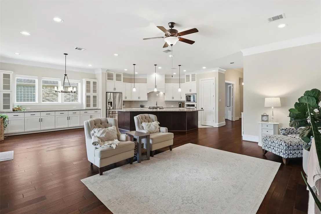 Photo of 6710 Pioneer Trail