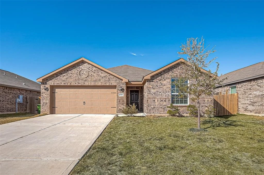 Photo of 25357 Cypress Bend Drive