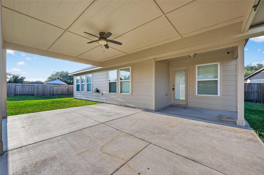 Photo of 21007 Pineda Circle