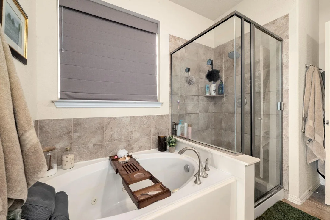 Photo of 2303 Crescent Water