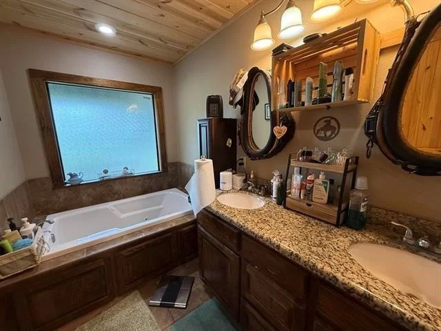 Photo of 7096 Jim Burns Road