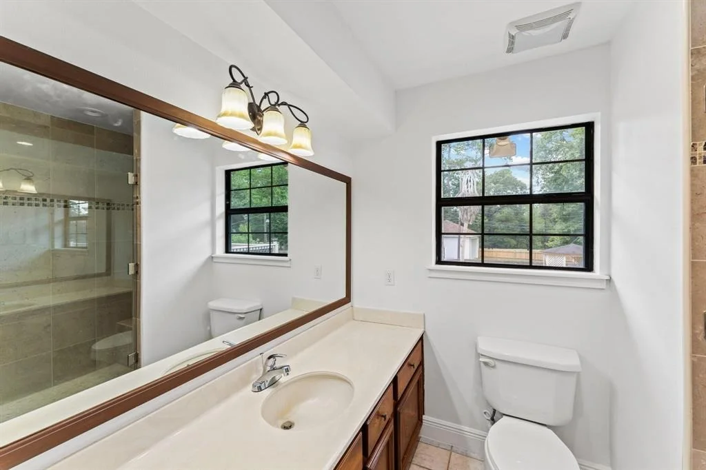 Photo of 3310 Riviera Lane