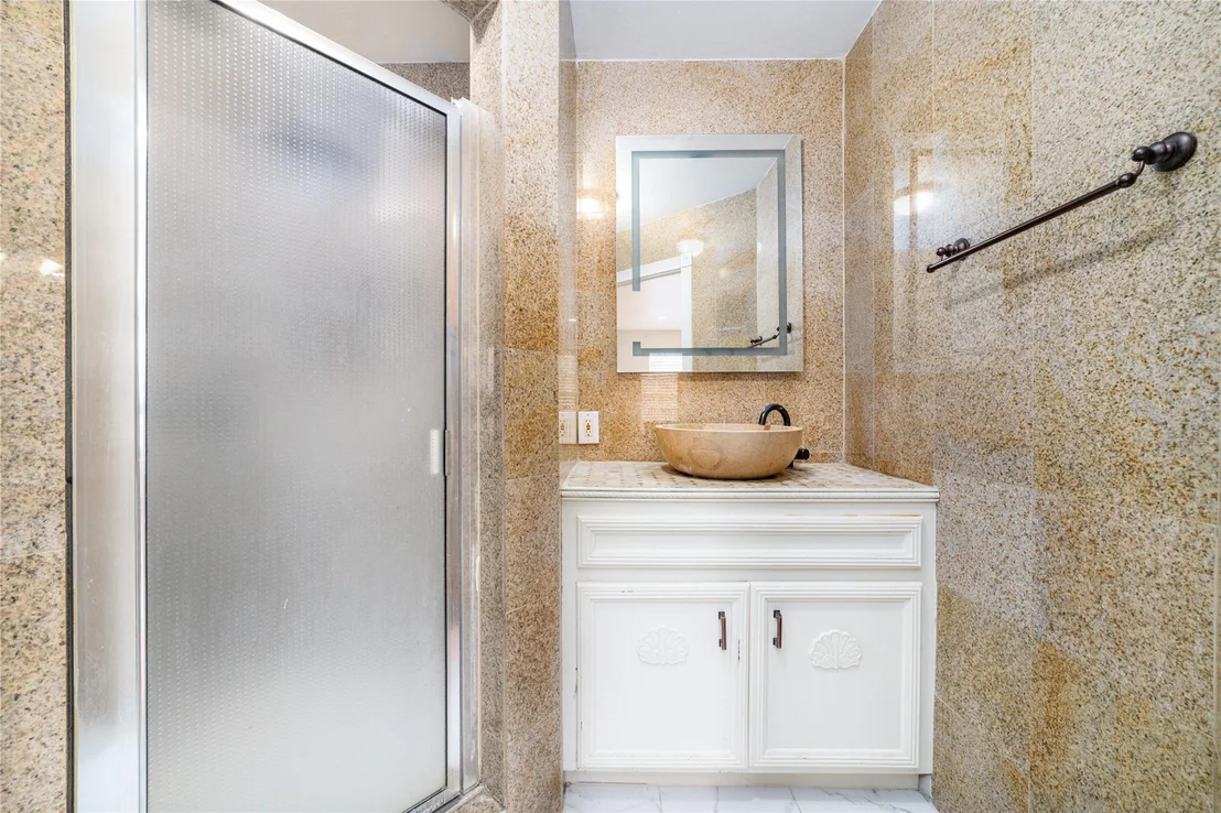 Photo of 7510 Millbrae Lane