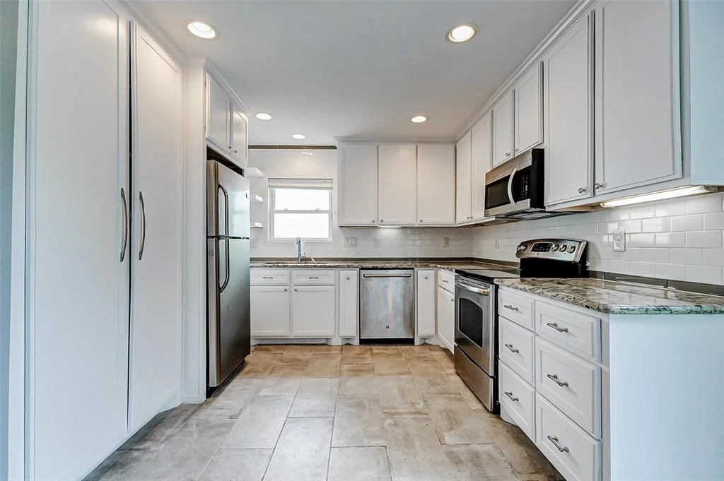Photo of 7029 Saint Augustine Street