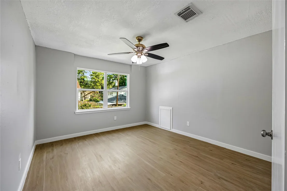 Photo of 5914 Havenwoods Drive