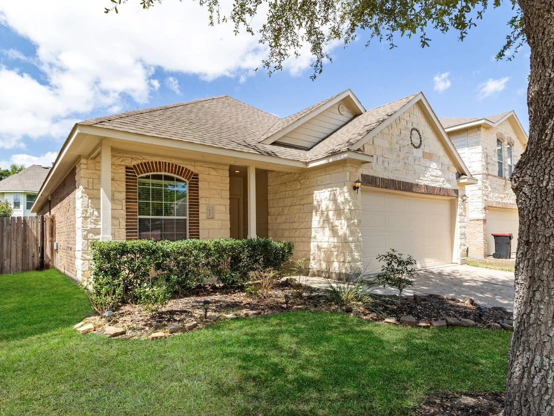 Photo of 6030 Starbrook Creek Drive