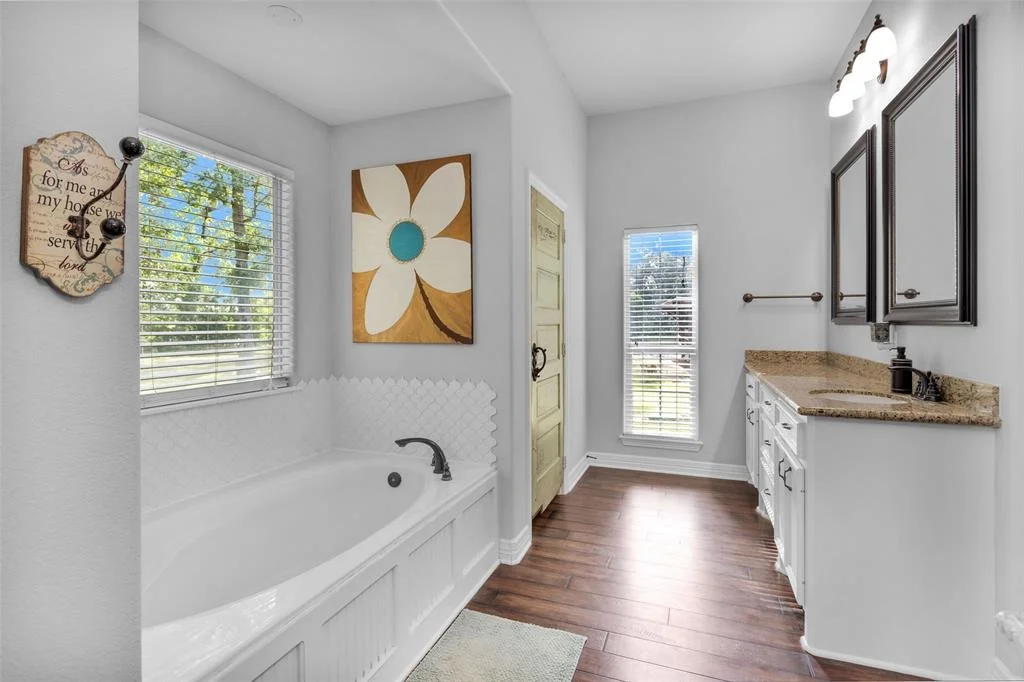 Photo of 10810 Farrell Road