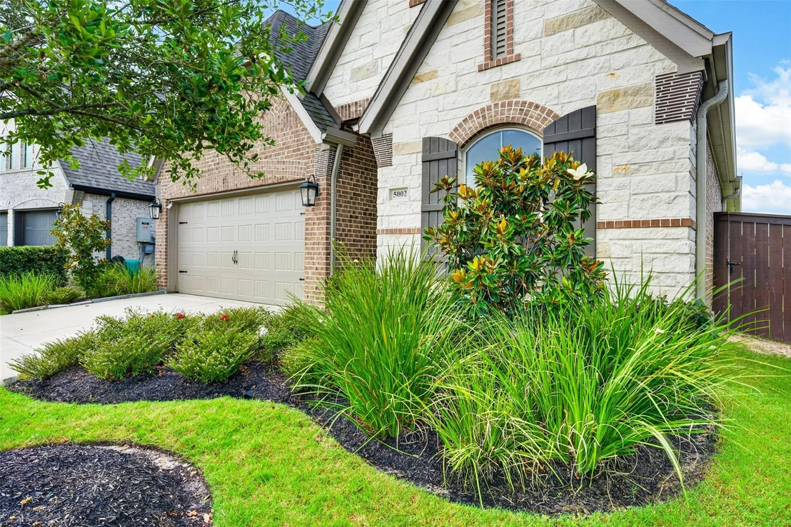 Photo of 5002 Morrison Drive