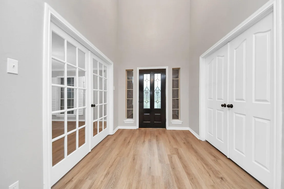 Photo of 1410 Long View Drive