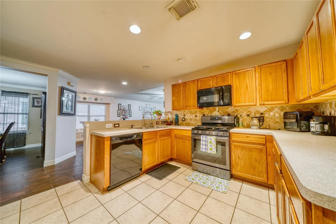 Photo of 2210 Mountain Ranch Drive