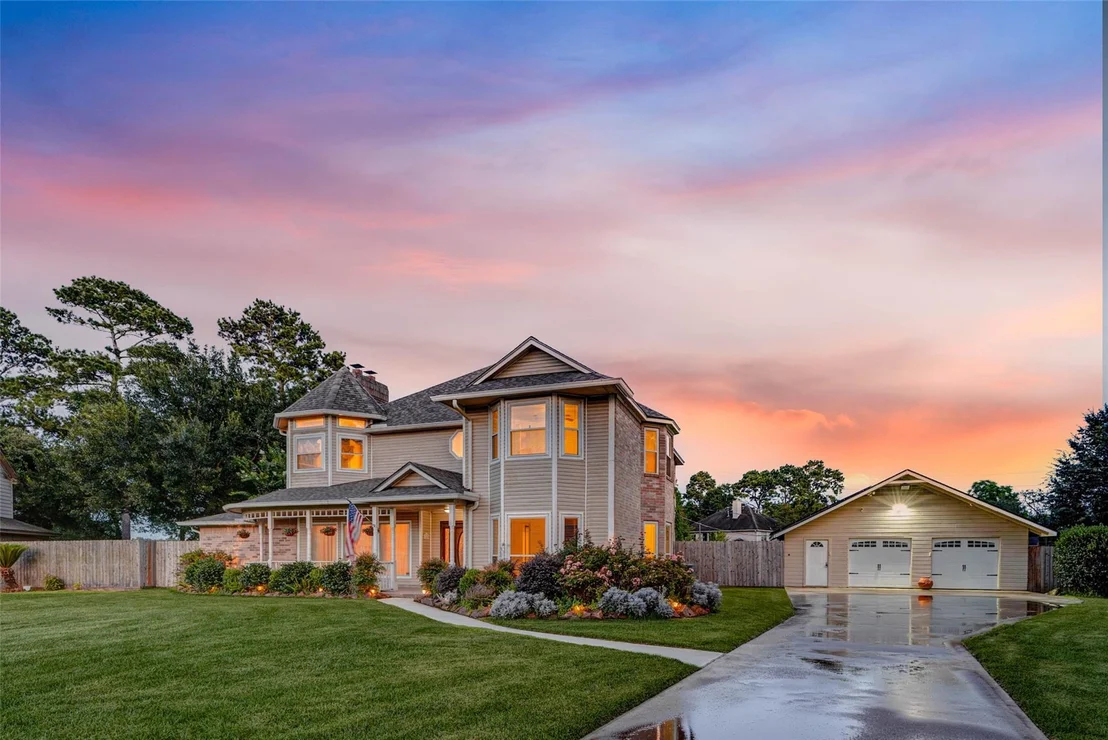 Photo of 11418 Cedarwood Drive
