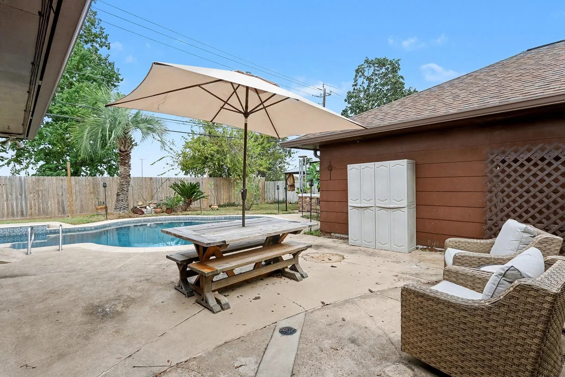 Photo of 803 Whitecap Drive