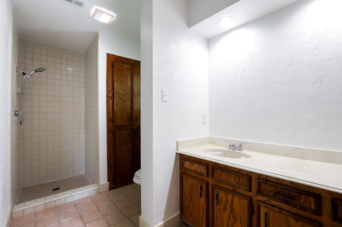 Photo of 818 Seafoam Road