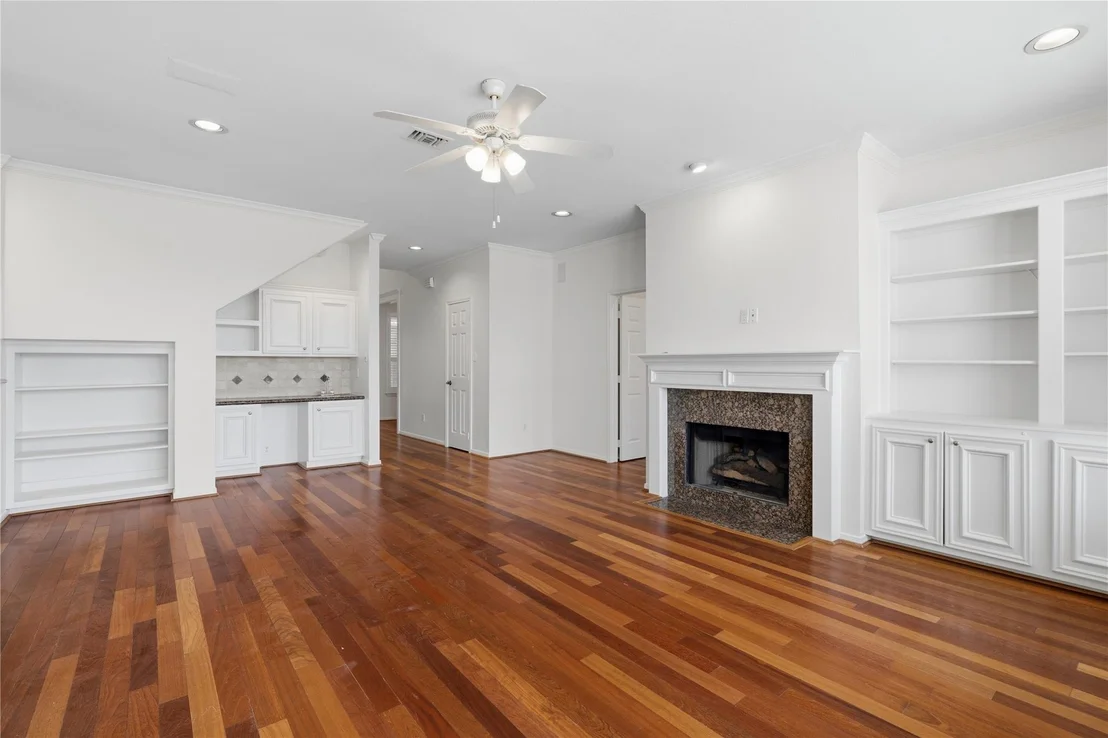 Photo of 22603 Bucktrout Lane