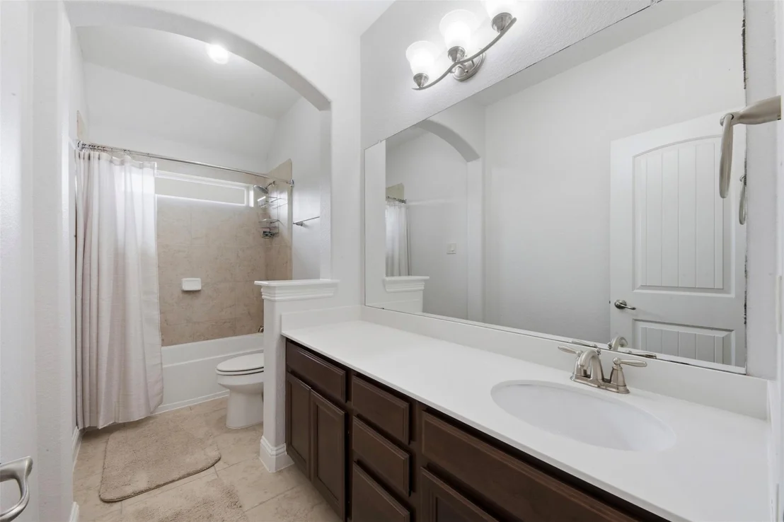 Photo of 15823 Pine Country Boulevard